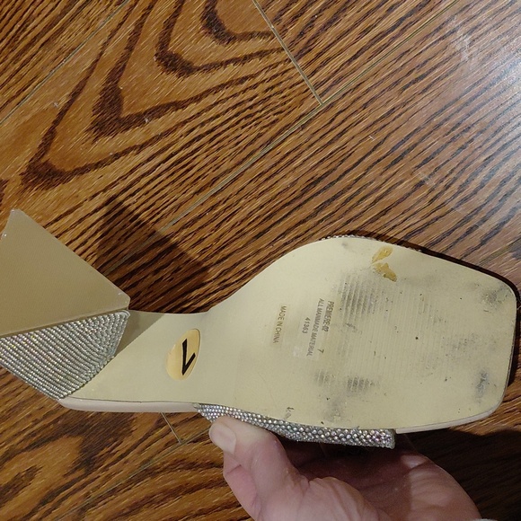 Bamboo Silver and Tan Women's Heels - Picture 4 of 9